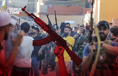 المخيمات الفلسطينية في لبنان: سلاحٌ لا يُسلَّم وأمنٌ بالتراضي