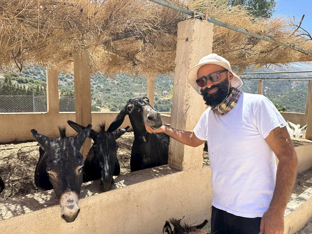 بالفيديو: شبلي أبو عاصي.. مواطن بيئي في زمن الإستهلاك