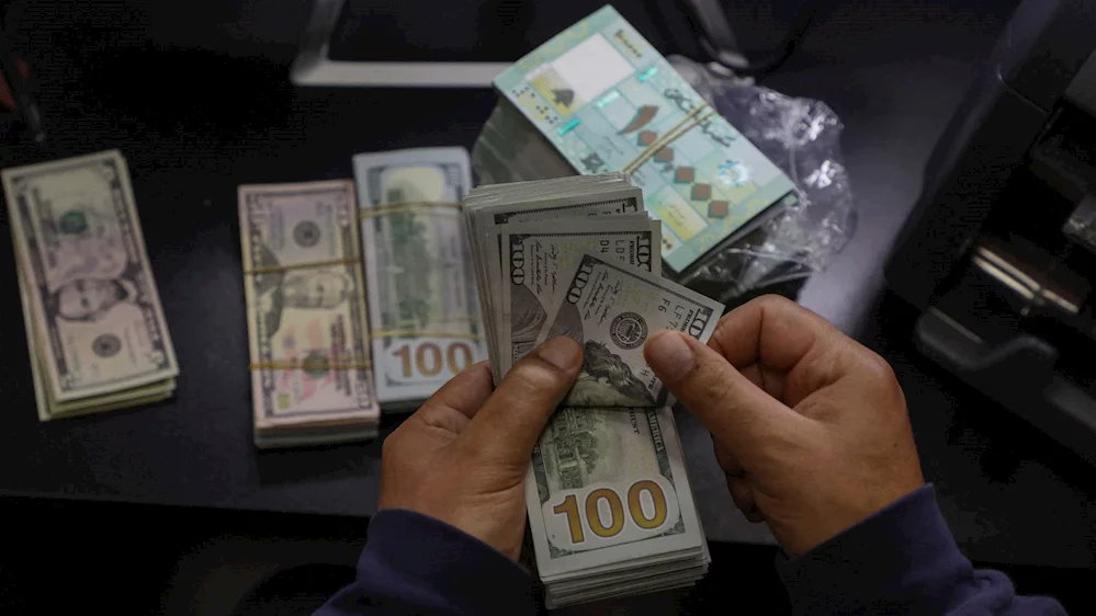 من يملك 30 مليار دولار نقداً في لبنان؟