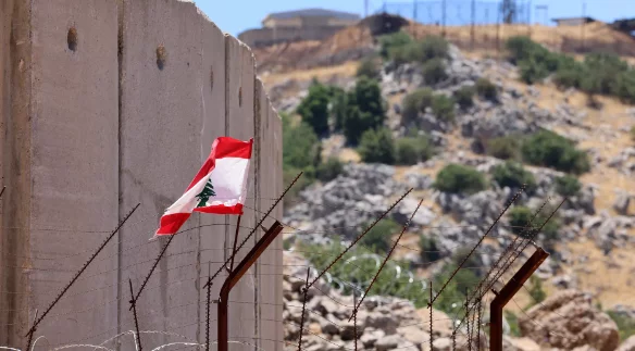 لبنان العالق بين الإنتهاكات الإسرائيلية والجماعات المسلحة