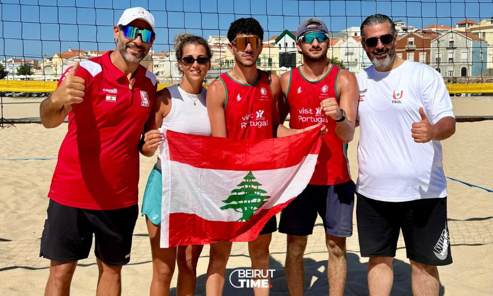 تأهّل بثلاثة انتصارات لمنتخب الكرة الطائرة الشاطئيّة في بطولة العالم الجامعيّة
