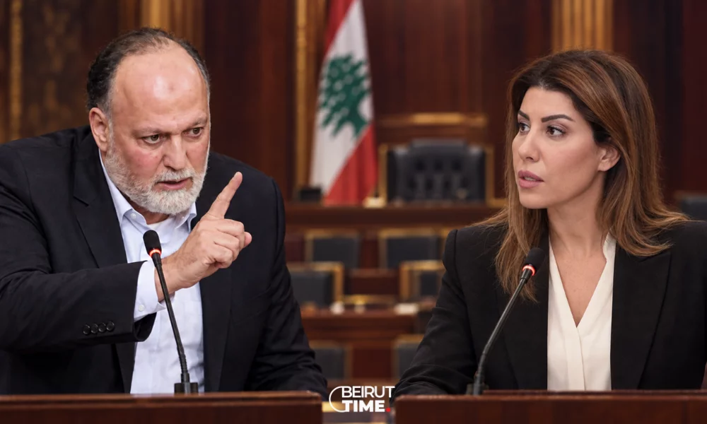عنجهية علي عمّار.. وذكوريته