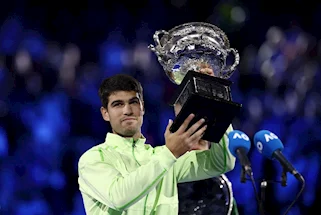 الإسباني ألكاراز أصغر لاعب يتوّج بكل بطولات الـ"غراند سلام" للتنس