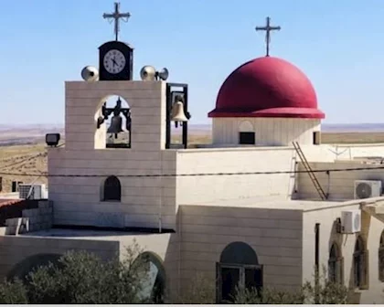 الكرك: حين يُختبر التعايش في جنازة