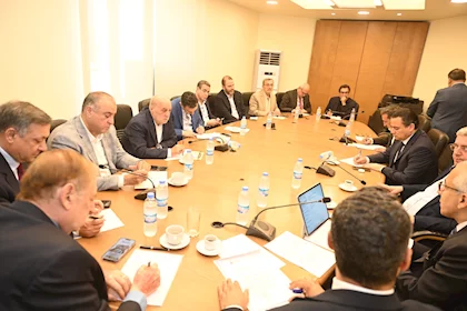 البستاني: التخزين الأفقي بديل ضروري عن الإهراءات... وتحرك لحماية أموال المودعين ودعم مستشفى دير القمر