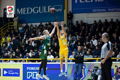 الرياضي بطلًا للذهاب على حساب غريمه التقليدي الحكمة