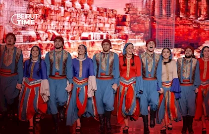 عائلات وقرى وقلوب ترقص.. الدبكة بوصفها ذاكرة جماعية للبنان