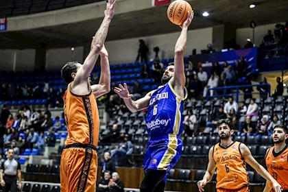 الرياضي يجدّد فوزه على الوحدة السوري ويتصدر مجموعته في سلة "وصل"