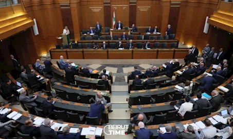 دفاعاً عن معاشات النواب والـ٥٠٠٠ دولار