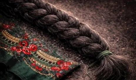 بالفيديو: شَعر الفتاة الكردية…  عروض الإذلال العلني في سوريا