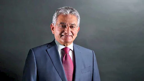 سليم صفير.. عرش قيصر المصارف يهتز